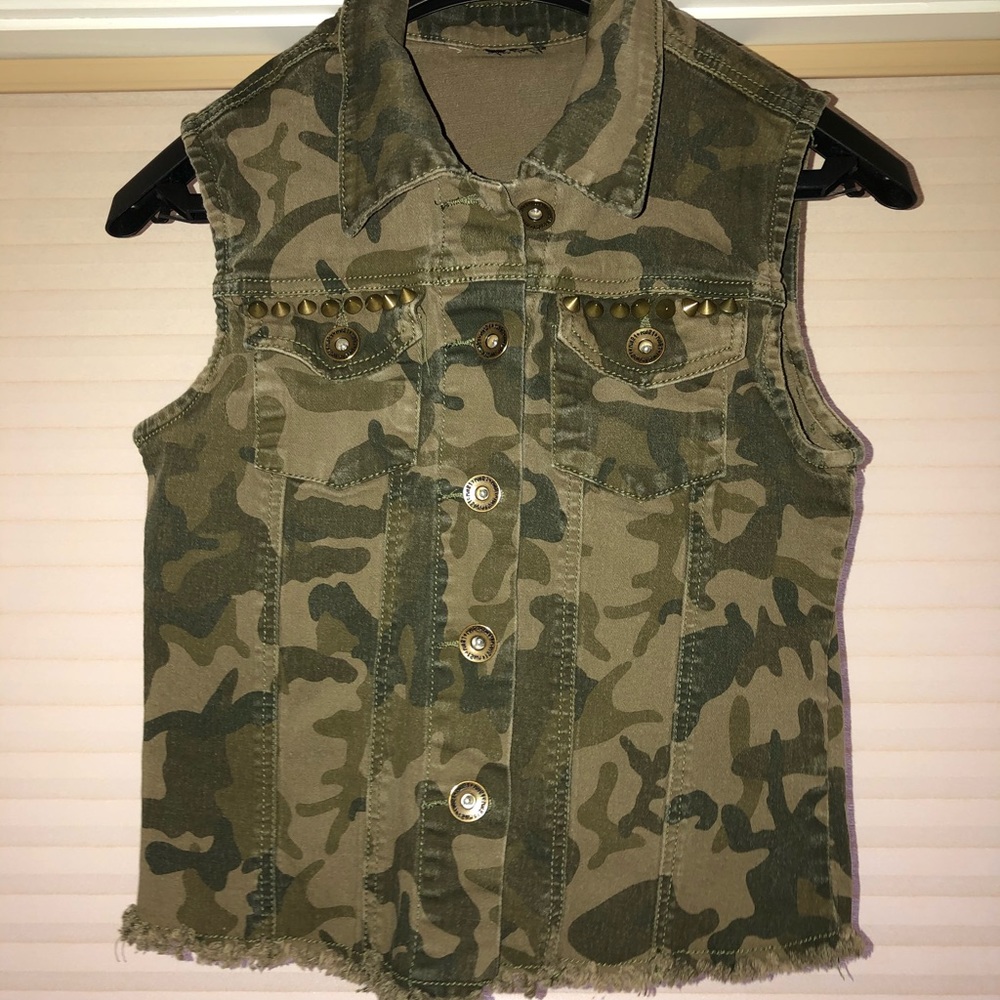 Camo Vest